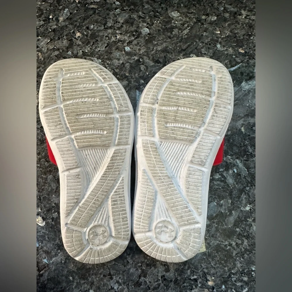 Under Armour Sandals Youth Kids Size 1 Mercenary Slide Red Hook & Loop Comfort